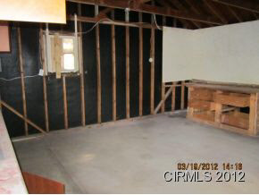 230 E Washington Ave, Peru, IN 46970 photo 14