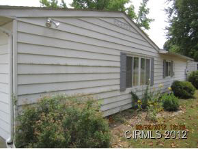 1875 Warhawk Rd, Peru, IN 46970 photo 4