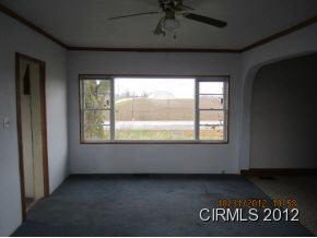 9022 S Meridian Rd, Bunker Hill, IN 46914 photo 4