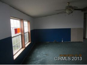 304 S Smith St, Swayzee, IN 46986 photo 5