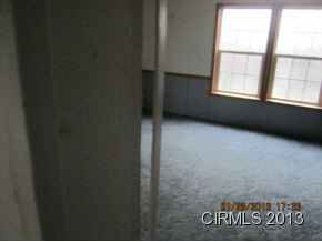 304 S Smith St, Swayzee, IN 46986 photo 22