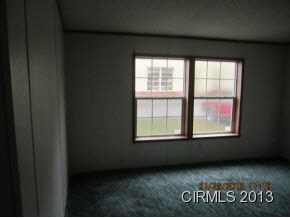 304 S Smith St, Swayzee, IN 46986 photo 13