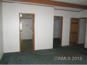304 S Smith St, Swayzee, IN 46986 photo 15