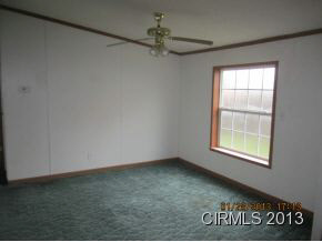 304 S Smith St, Swayzee, IN 46986 photo 10