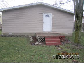 304 S Smith St, Swayzee, IN 46986 photo 2