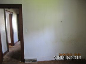 1205 John St, Frankfort, IN 46041 photo 11