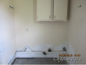 305 Blinn Ave, Frankfort, IN 46041 photo 10