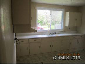 305 Blinn Ave, Frankfort, IN 46041 photo 9