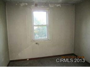 809 S Lyons Ave, Marion, IN 46953 photo 11