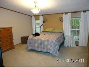 767 Bobtail Ct, Peru, IN 46970 photo 6