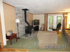 767 Bobtail Ct, Peru, IN 46970 photo 2