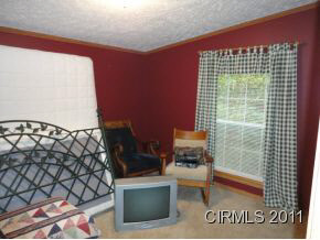767 Bobtail Ct, Peru, IN 46970 photo 9