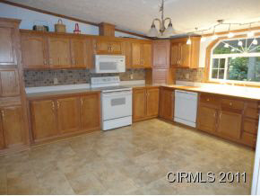 767 Bobtail Ct, Peru, IN 46970 photo 4