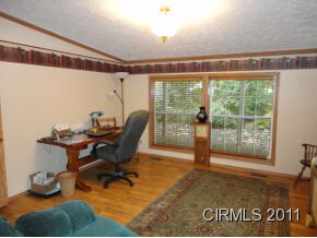 767 Bobtail Ct, Peru, IN 46970 photo 5