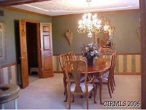 2619 Brookshire Dr, Kokomo, IN 46902 photo 3