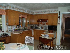2012 SW Sr 218, Delphi, IN 46923 photo 9