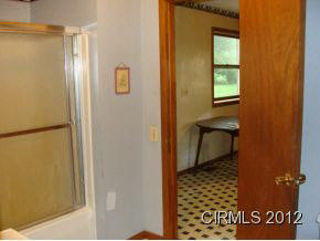 607 E 500 N, Camden, IN 46917 photo 9