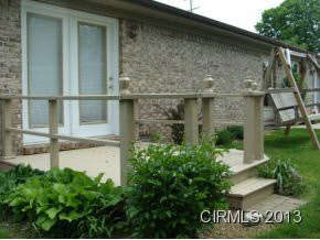 401 Jackson St, Burlington, IN 46915 photo 4