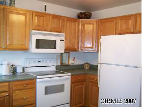 512 Edgewater Dr, Kokomo, IN 46902 photo 2