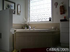 2241 Lynn Dr, Kokomo, IN 46902 photo 3