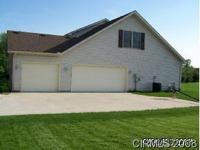 2241 Lynn Dr, Kokomo, IN 46902 photo 2