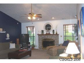 3214 Winthrop Ln, Kokomo, IN 46902 photo 4
