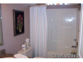 3663 Meadowview Dr, Kokomo, IN 46902 photo 10