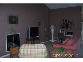 3663 Meadowview Dr, Kokomo, IN 46902 photo 5