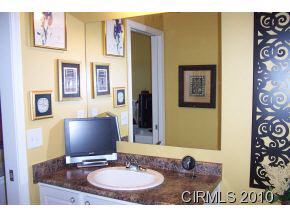 3663 Meadowview Dr, Kokomo, IN 46902 photo 8