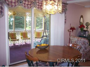 607 W Meridian St, Sharpsville, IN 46068 photo 4