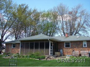 607 W Meridian St, Sharpsville, IN 46068 photo 2