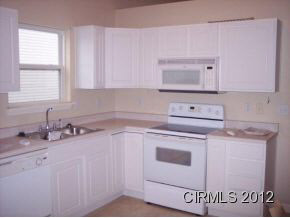 1905 Nathan Dr, Kokomo, IN 46901 photo 4