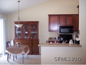 3327 Frances Ln, Kokomo, IN 46902 photo 2