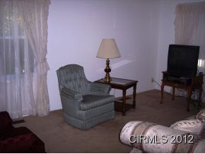 3608 Southlea Dr, Kokomo, IN 46902 photo 2