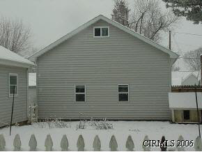 407 E South D St, Gas City, IN 46933 photo 2