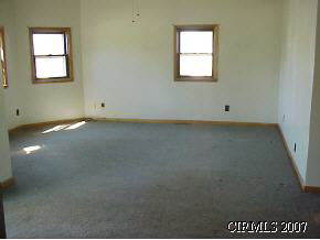 335 E Grant, Marion, IN 46952 photo 2