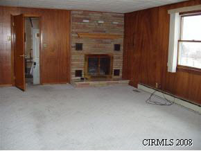 9880 S E 00 W, Fairmount, IN 46928 photo 3