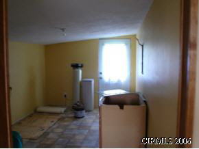 700 E 900 S, Fairmount, IN 46928 photo 3