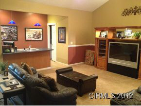 708 Maple St, Sweetser, IN 46987 photo 9