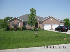 708 Maple St, Sweetser, IN 46987 photo 1