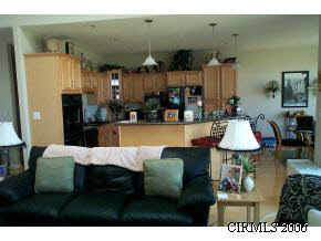 816 Maple Ct, Sweetser, IN 46987 photo 4