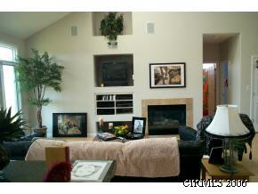 816 Maple Ct, Sweetser, IN 46987 photo 3