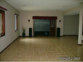 2103 E Charles Rd, Marion, IN 46952 photo 8