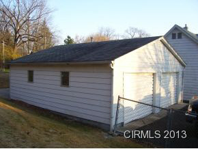 1318 Sycamore St, Logansport, IN 46947 photo 2
