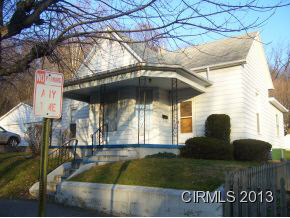 1318 Sycamore St, Logansport, IN 46947 photo 1