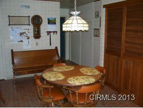 626 Walnut Ave, Logansport, IN 46947 photo 4