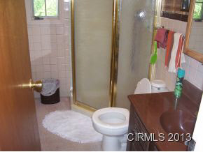 626 Walnut Ave, Logansport, IN 46947 photo 13
