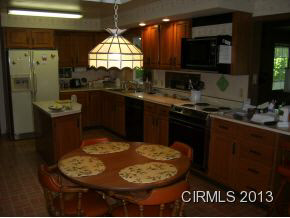 626 Walnut Ave, Logansport, IN 46947 photo 3