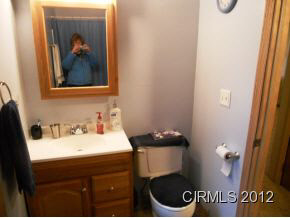 313 E Sycamore St, Galveston, IN 46932 photo 8