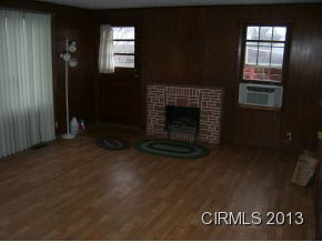 8 E Mildred St, Logansport, IN 46947 photo 6